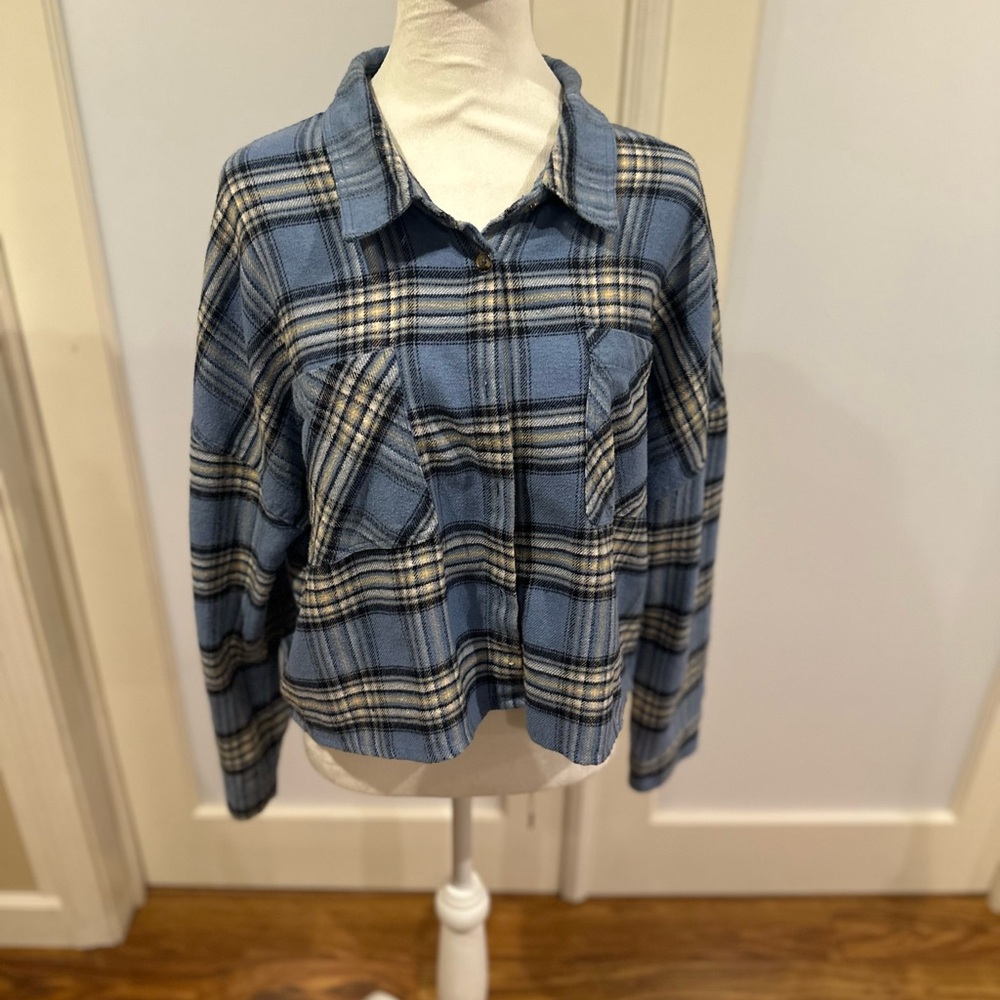 Mila & Tiff Blue Plaid Button-Up Shirt- Sz Xxl